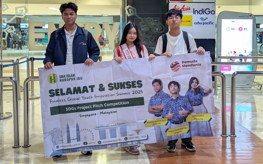 Tiga Siswa SMA Harapan Ibu Terpilih Sebagai Finalis Global Youth Innovation Summit 2025